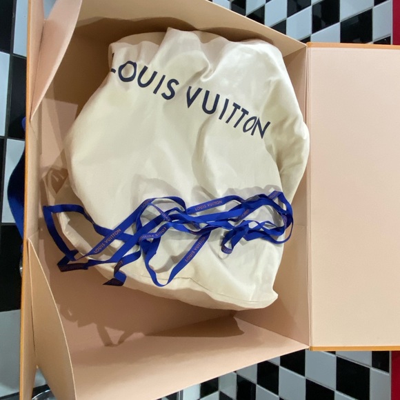 Louis Vuitton Discovery Backpack PM w/ Original Dust Cover and Box - Picture 5 of 9